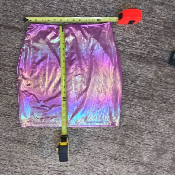 Windsor barbie pink metallic holograph mini skirt with stretch medium - Picture 2 of 11